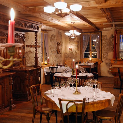 Muerset-Restaurants_WeinStube_12.jpg