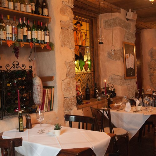 Muerset-Restaurants_WeinStube_24.jpg